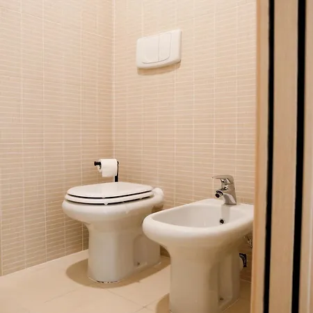Golden View By Design Apartment
